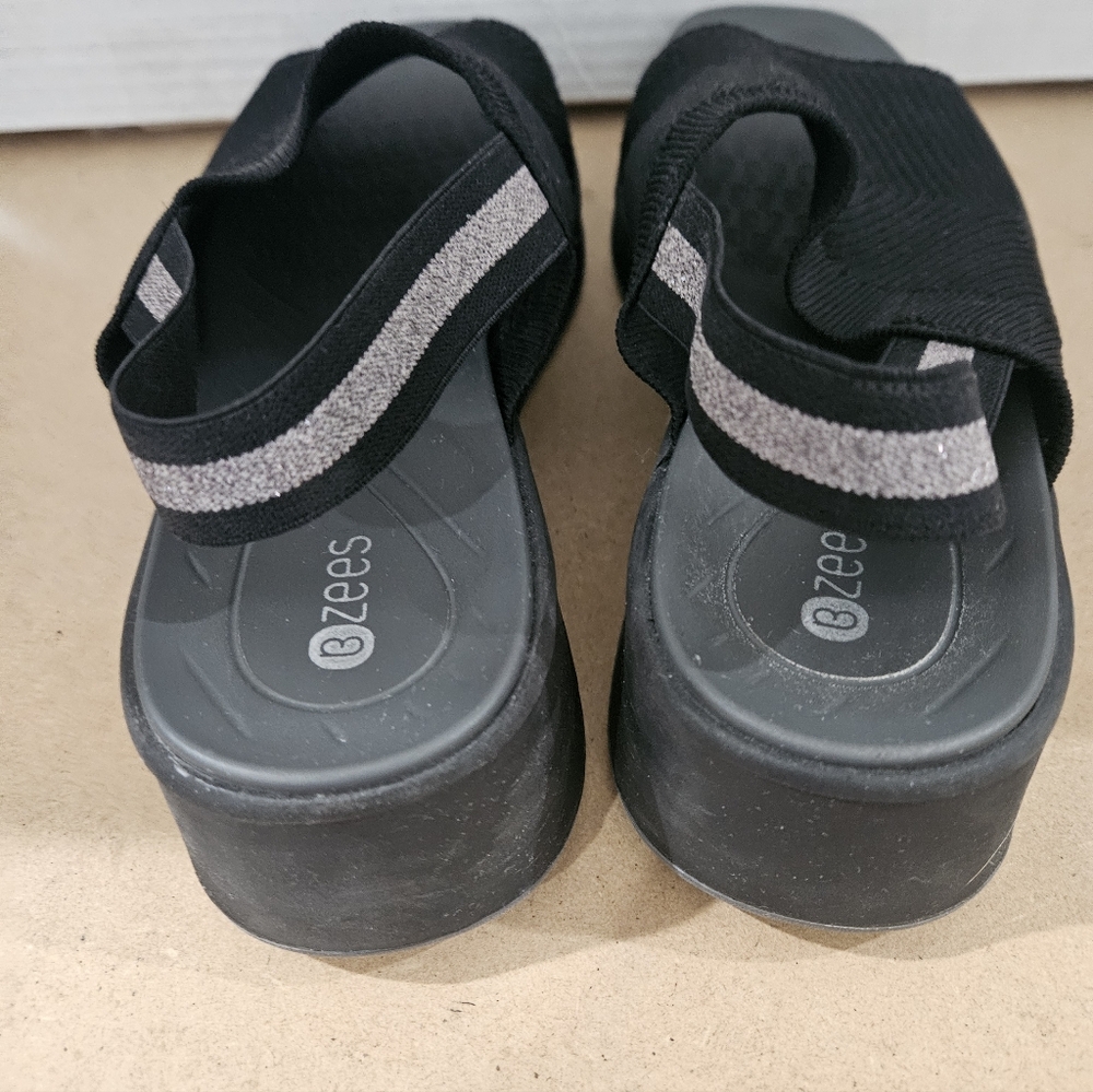 Bzees Sandals Slingback Size 9. (Bin19) - Picture 8 of 10
